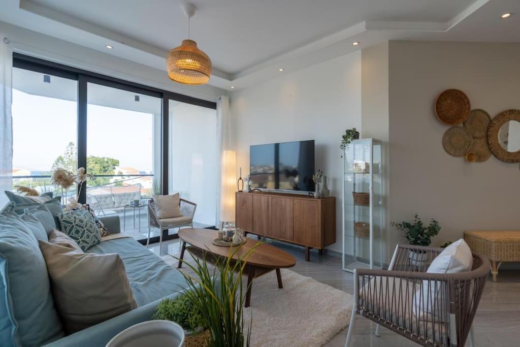 Thalassa 2-Bedroom Apartment In Ларнака Екстериор снимка