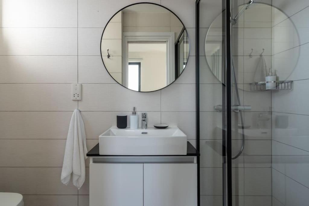 Thalassa 2-Bedroom Apartment In Ларнака Екстериор снимка