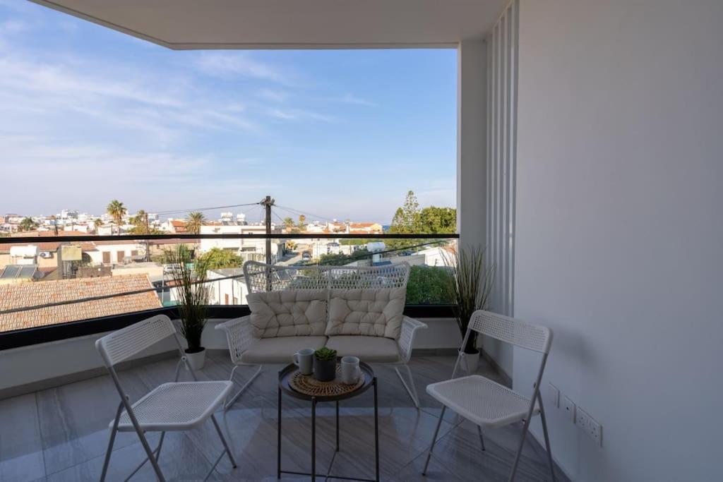 Thalassa 2-Bedroom Apartment In Ларнака Екстериор снимка